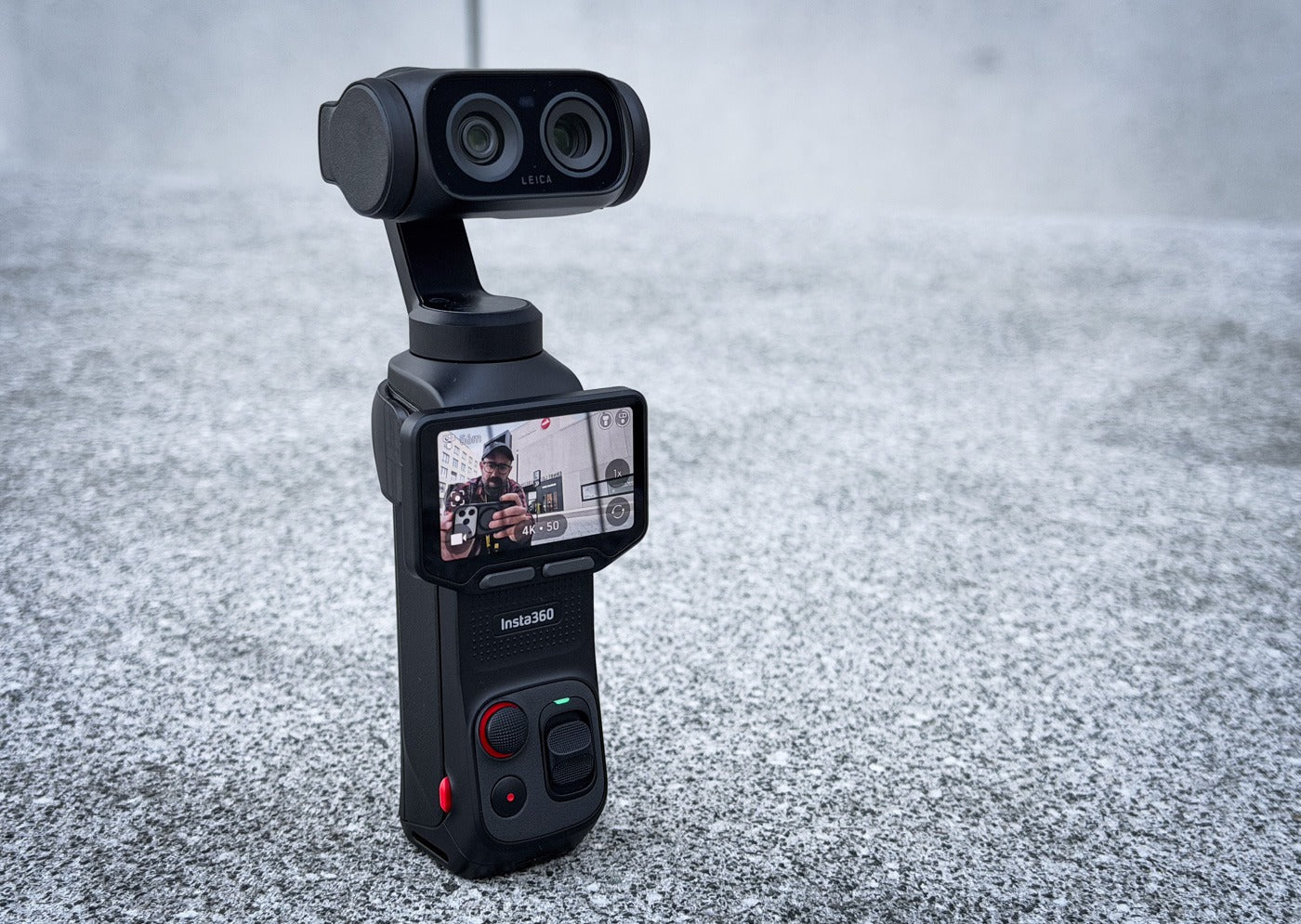 Insta360 Luna Ultra – AI-Powered 8K Gimbal Camera